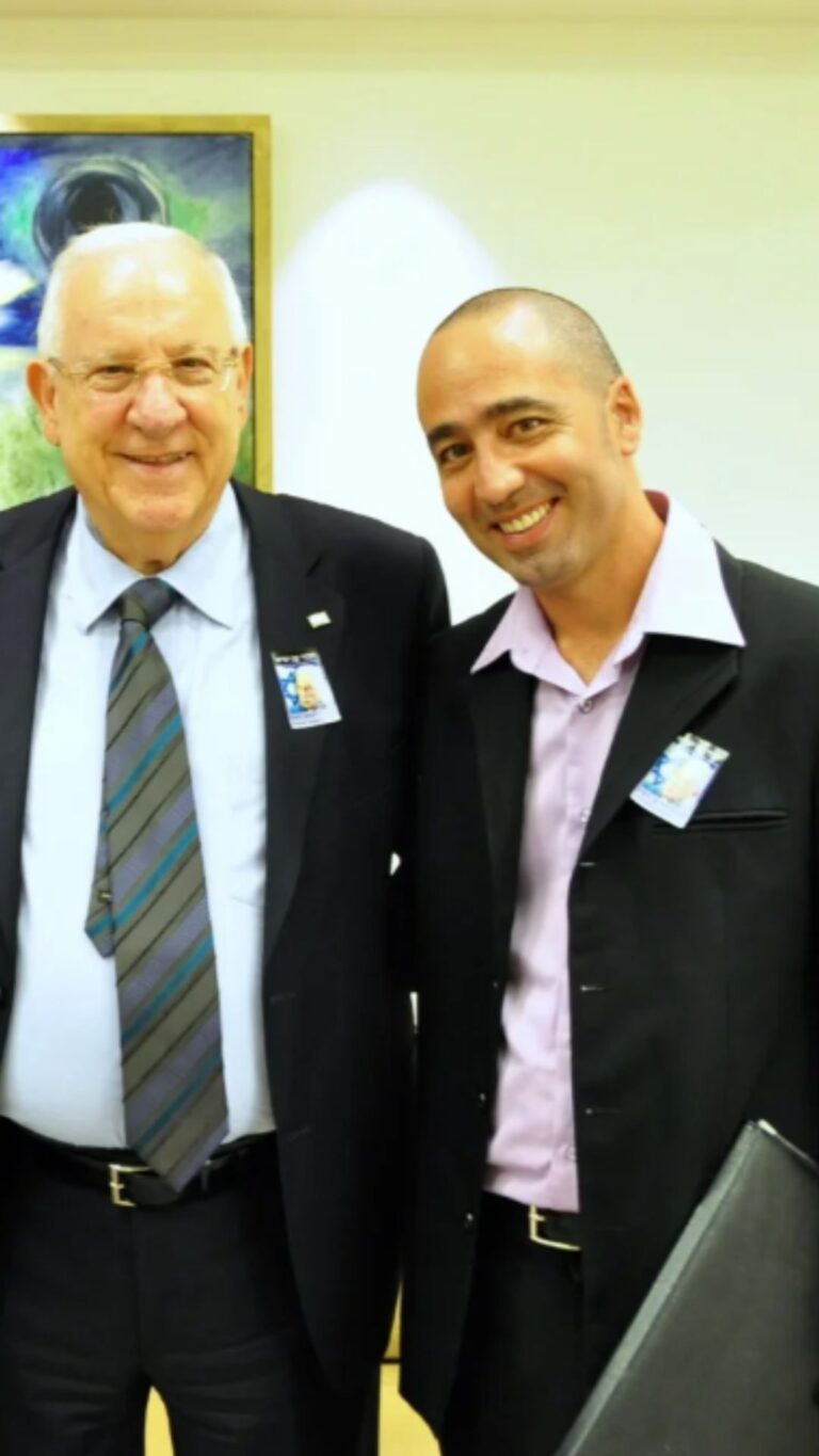 אביב חלימי מופעי שירה (3)