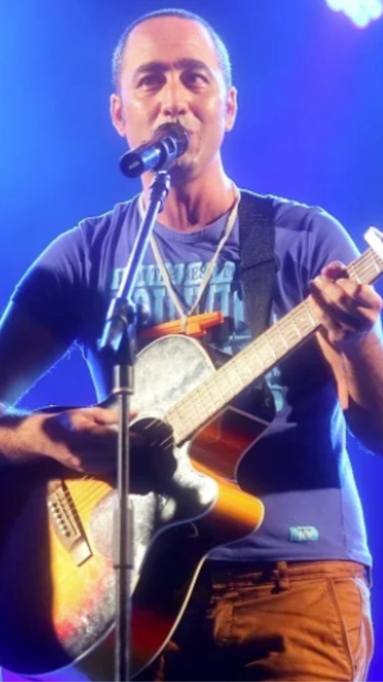 אביב חלימי מופעי שירה (5)