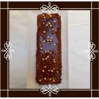 פאדג' שוקולד עשיר עם צפוי גאנאש שוקולד